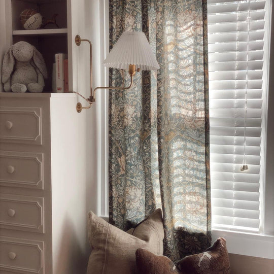 The Cottage Sconce