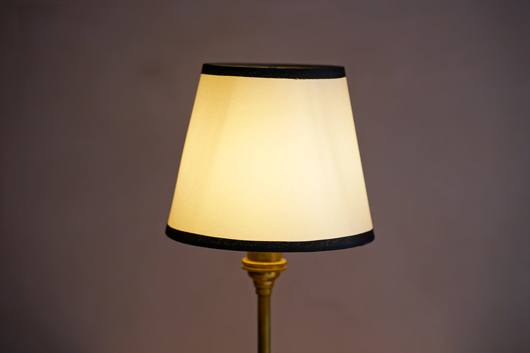 Card Shade with Black Trim