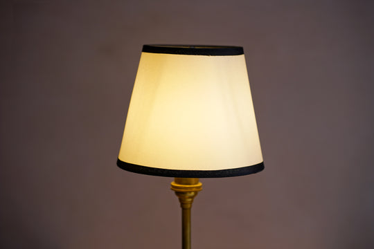 Card Shade with Black Trim