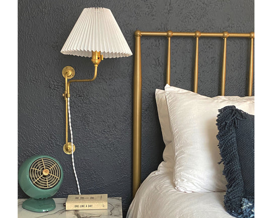 The Cottage Sconce
